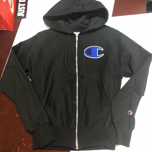 black champion hoodie xs